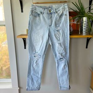 Seven Jeans Light Distressed Wash Weekend Slim Fit Straight Leg Jeans Size 8